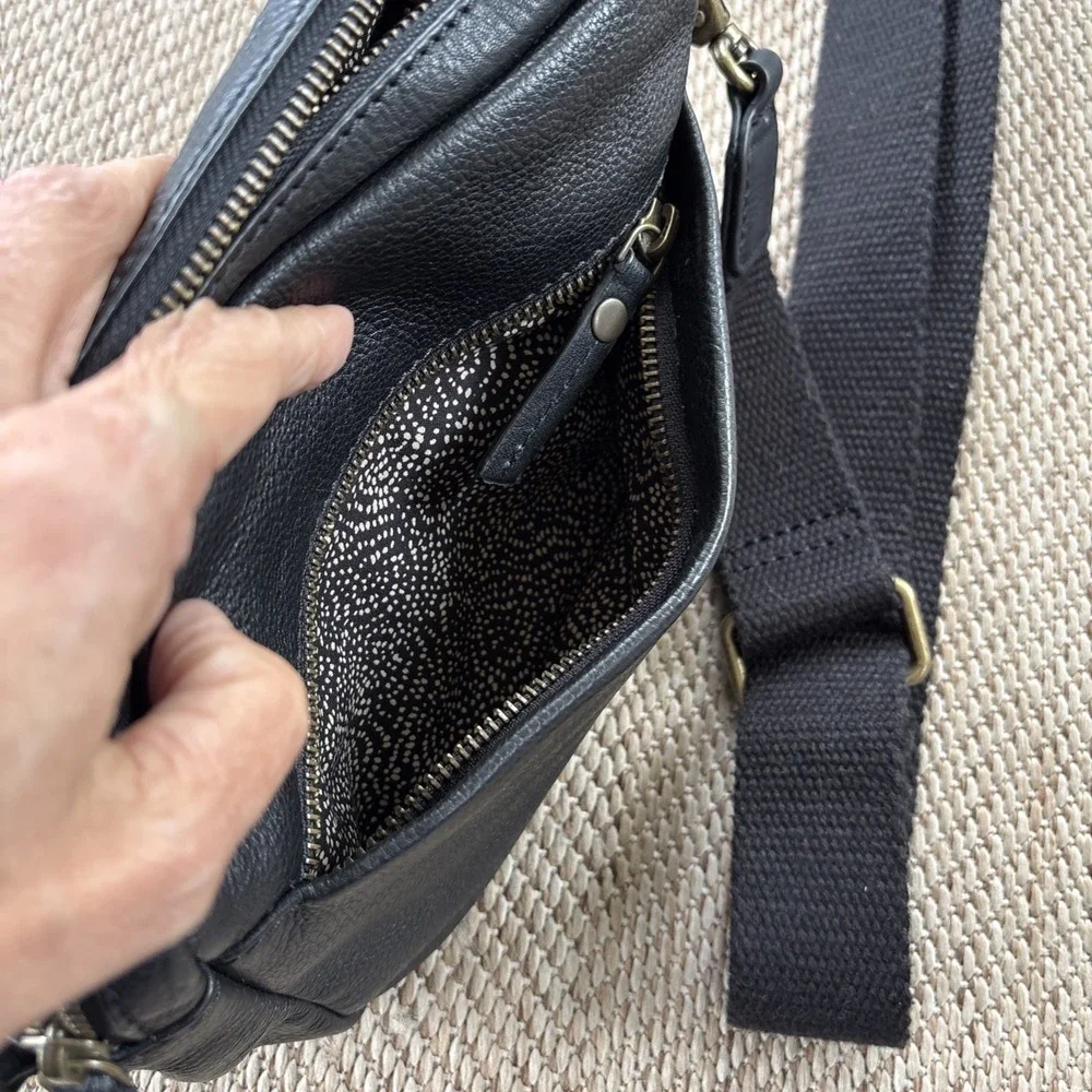 Fat Face Womens Black Genuine Leather Crossbody Bag Purse Classic - Picture 9 of 14